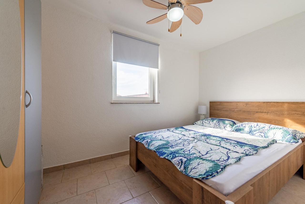Apartments Villa Agape Vir Bagian luar foto